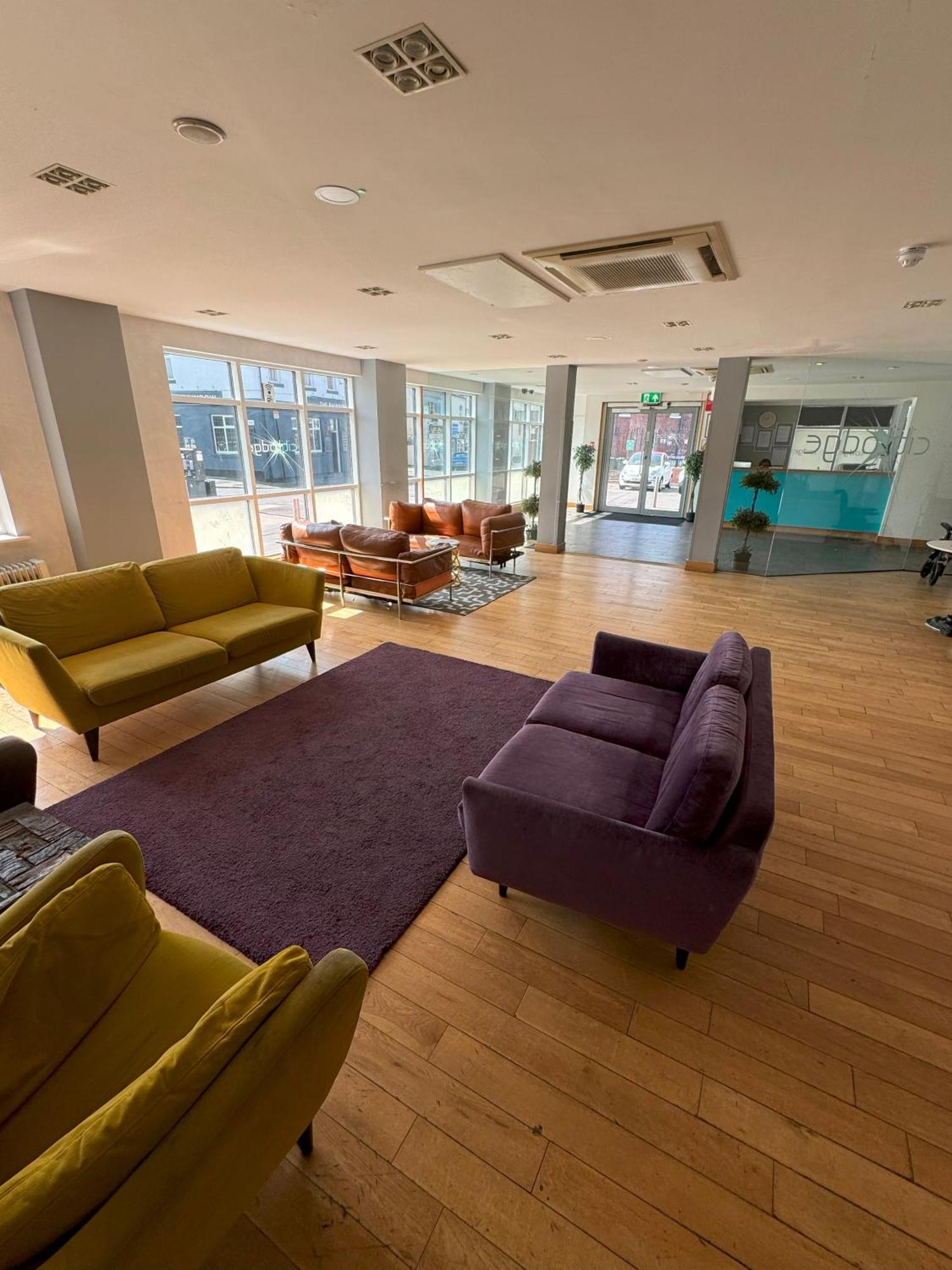 Citilodge Wakefield Hotel By Roomsbooked Bagian luar foto