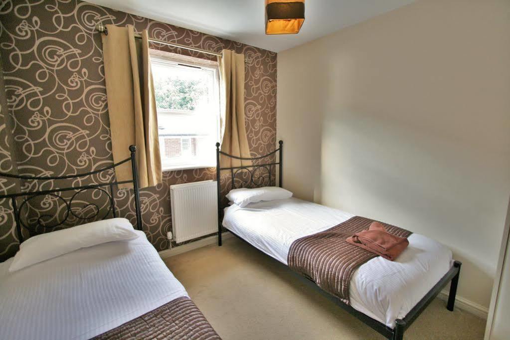Citilodge Wakefield Hotel By Roomsbooked Bagian luar foto