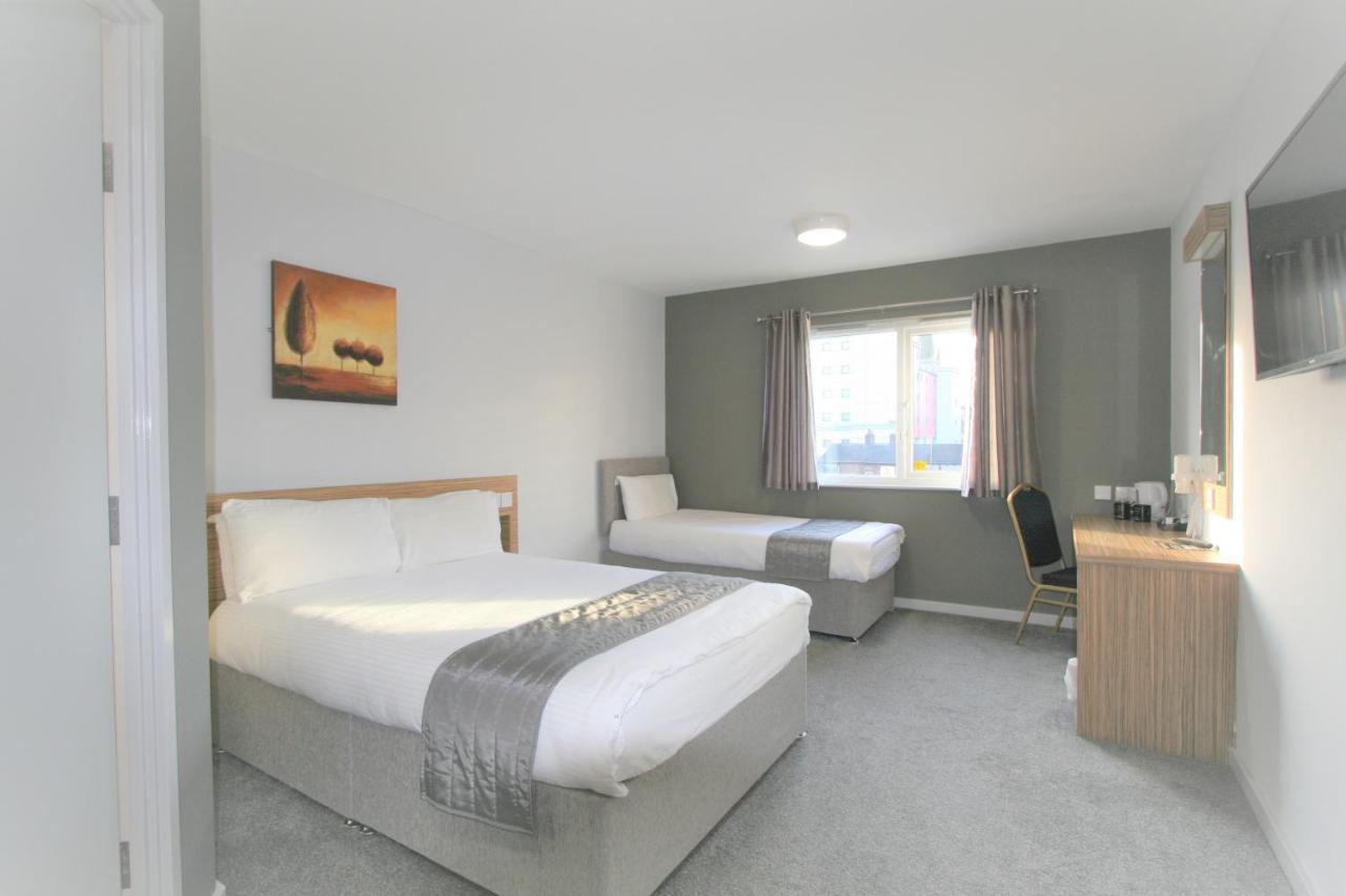 Citilodge Wakefield Hotel By Roomsbooked Bagian luar foto