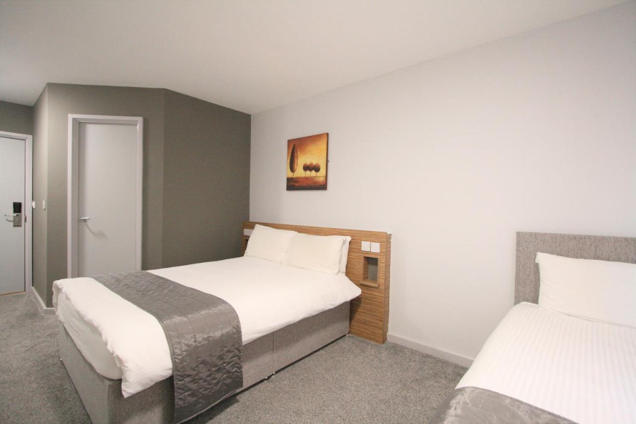 Citilodge Wakefield Hotel By Roomsbooked Bagian luar foto